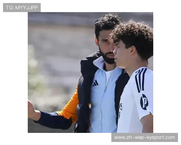 卡昂球员迪亚斯表现令人惊艳，蝉联一周最佳球员，卡斯蒂亚名单